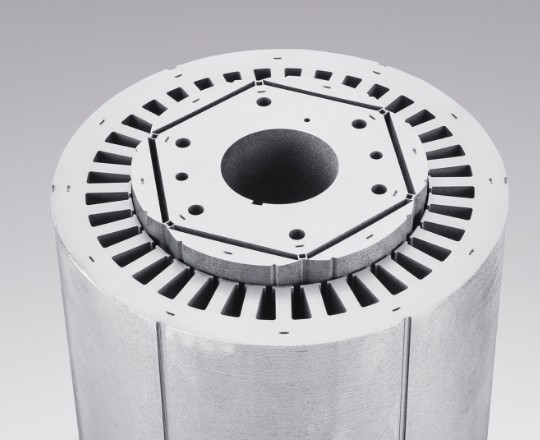 モーターの鉄心積層コア